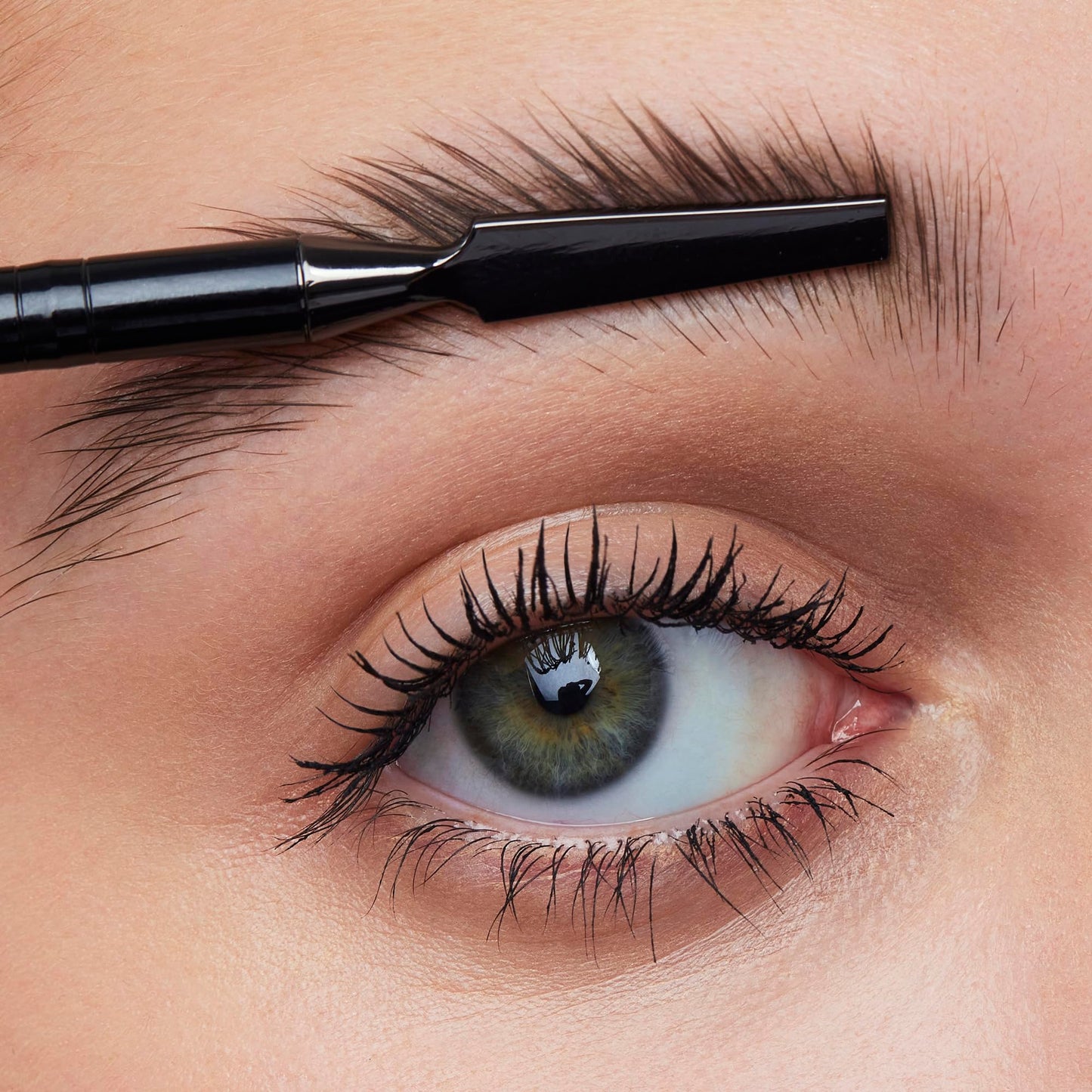 e.l.f. Brow Lift Applicator, Dual-Ended Eyebrow Brush For Grooming & Lifting Brows & Applying Brow Wax, Creates A Fluffy Feathered Look Beauty & Personal Care e.l.f.