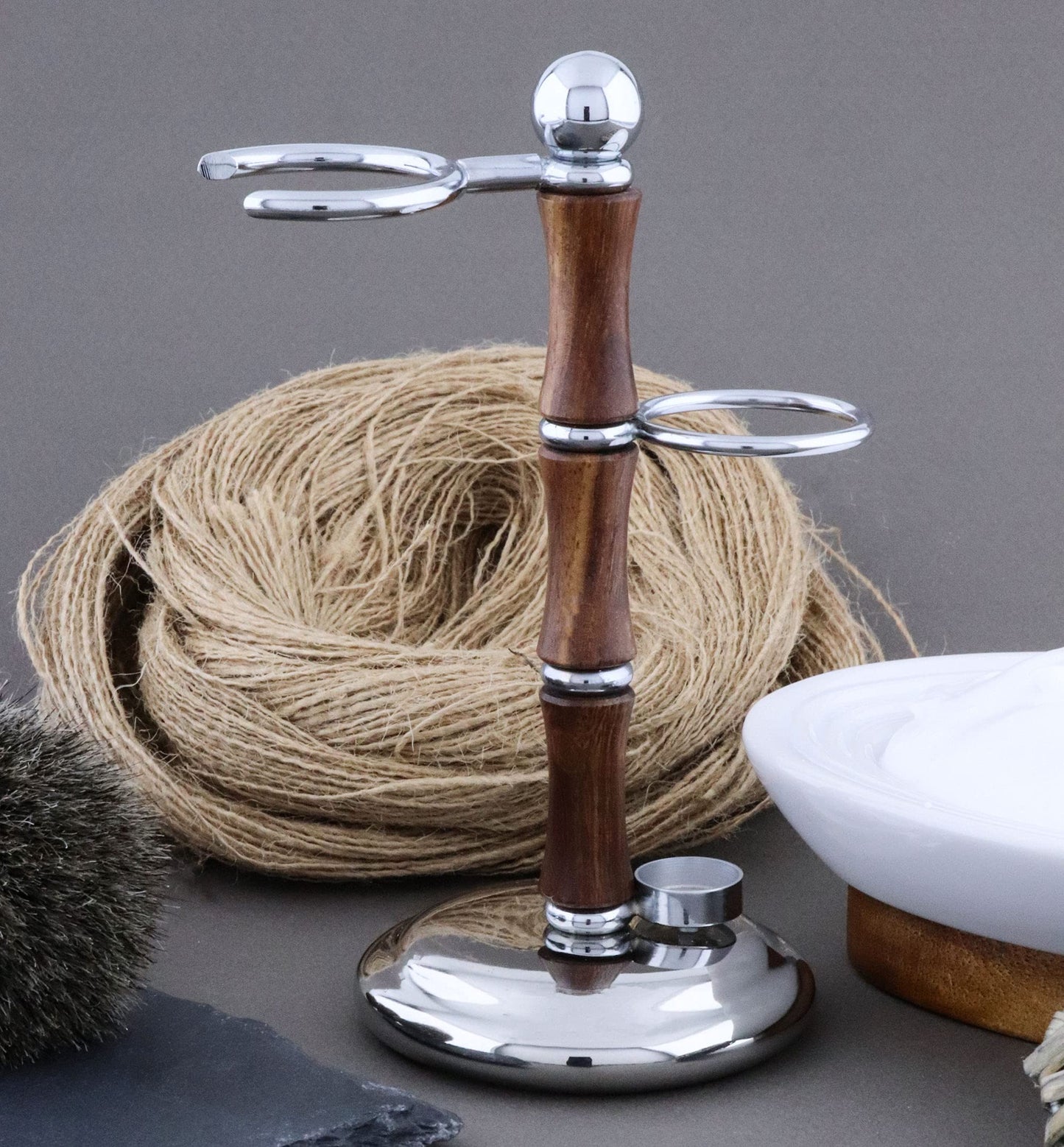 Haryali London Shaving Kit - 3 Pc Wooden Shaving Kit - Double Edge Safety Razor - Super Badger Shaving Brush - Shaving Stand from Wood and Stainless Beauty and Personal Care Haryali London