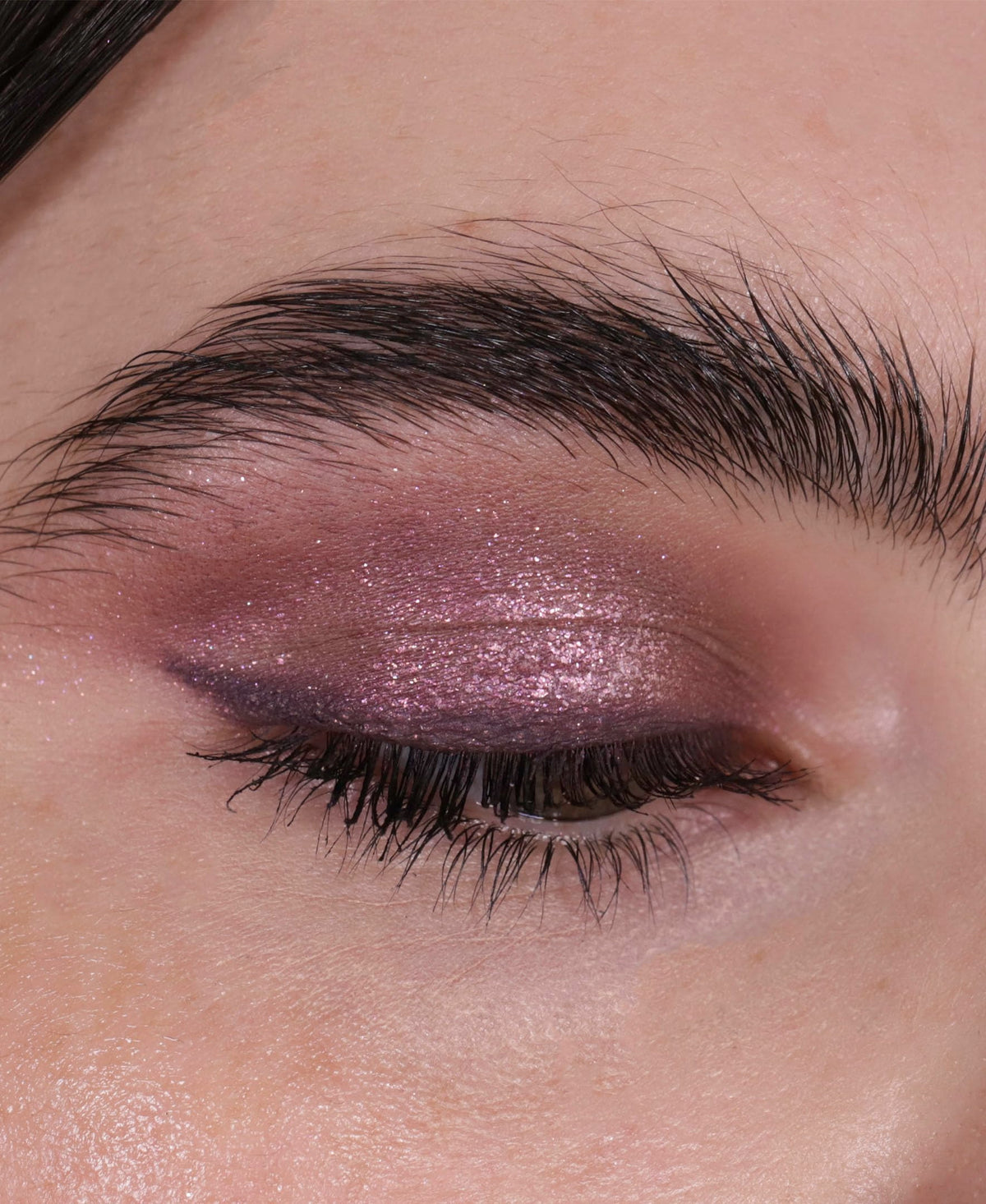 Wander Beauty Double Date Eye Shadow Duo - Wink/BAE (Holographic Purple Pearl + Plum Amethyst) - Satin Shimmer Eyeshadow