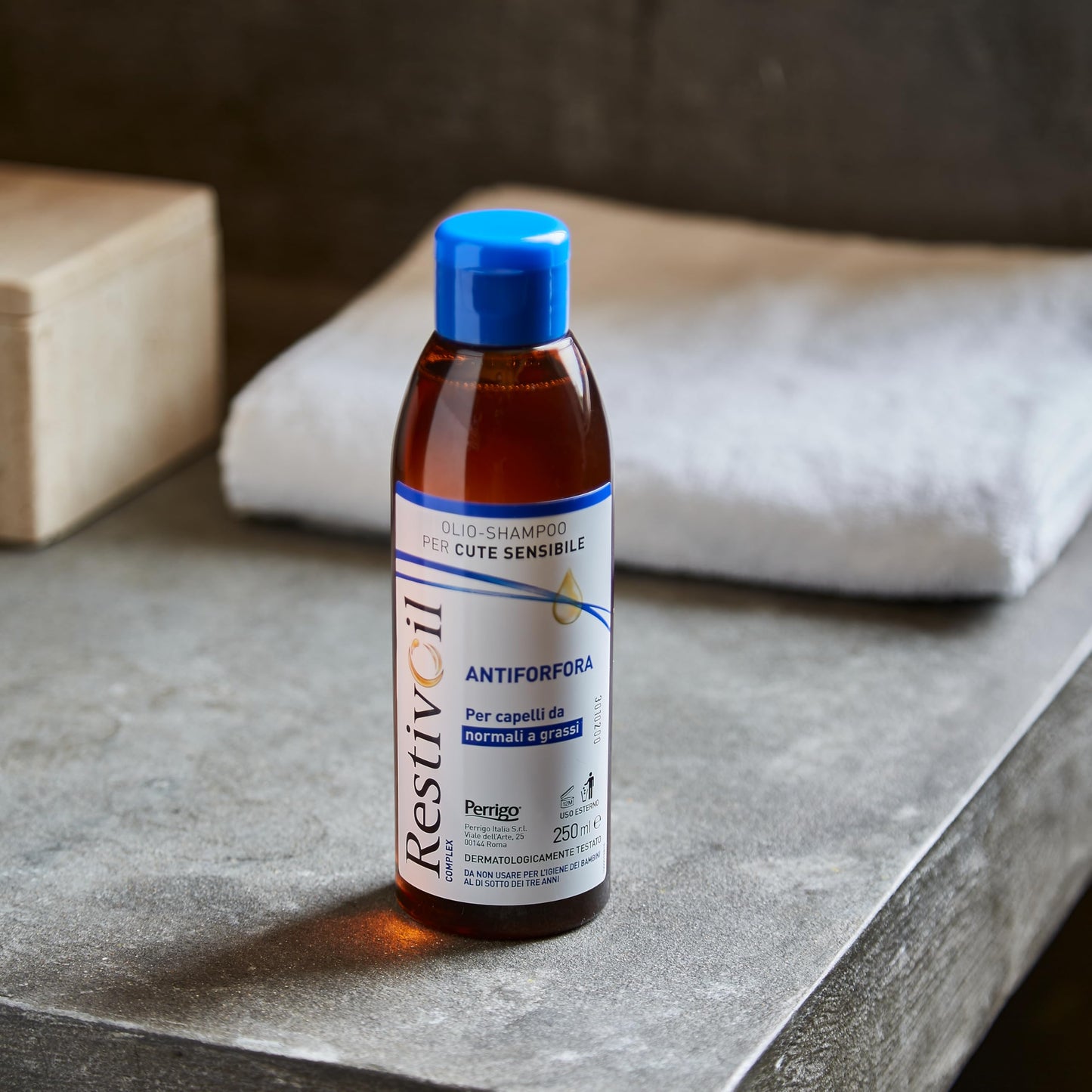 Shampoo Per Capelli Antiforfora Complex Olio Shampoo Anti Forfora 250 Ml by RestivOil Beauty & Personal Care RestivOil
