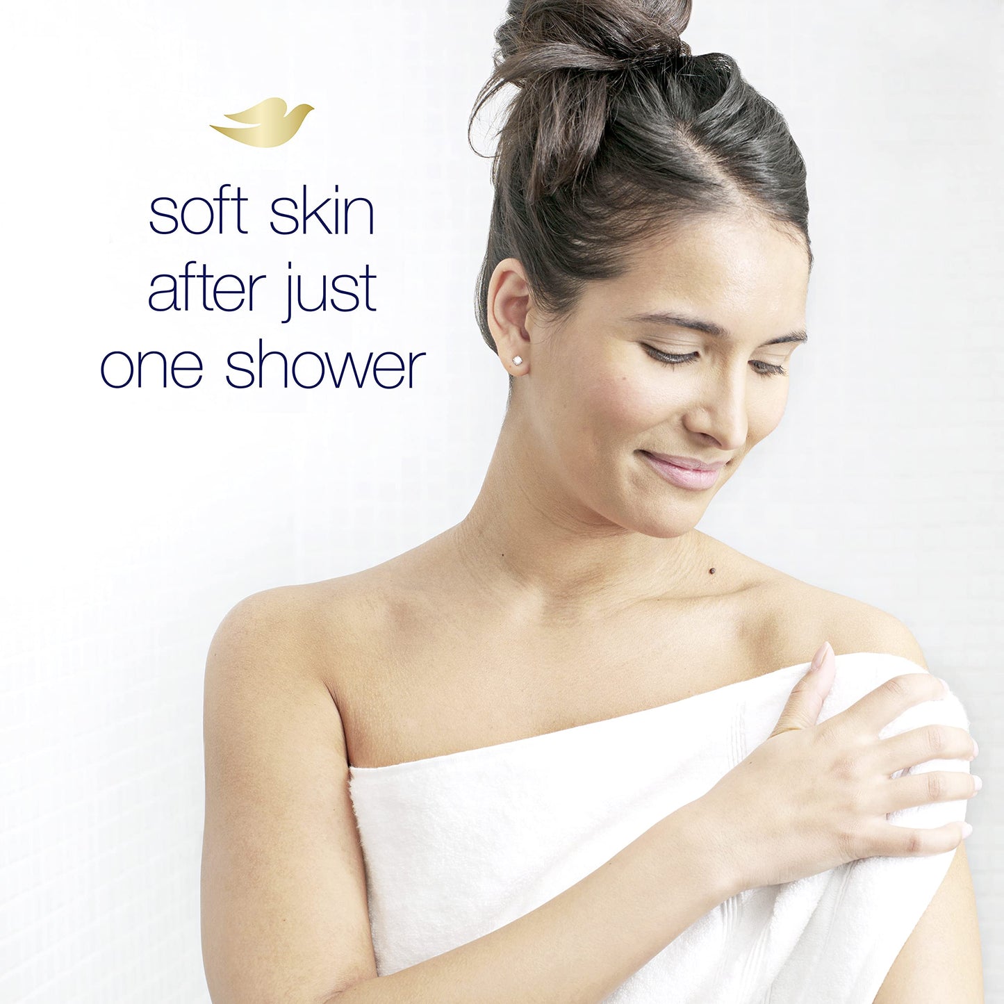 Dove Instant Foaming Body Wash for Soft, Smooth Skin Deep Moisture Cleanser That Effectively Washes Away Bacteria While Nourishing Your Skin 13.5 oz Beauty & Personal Care Dove