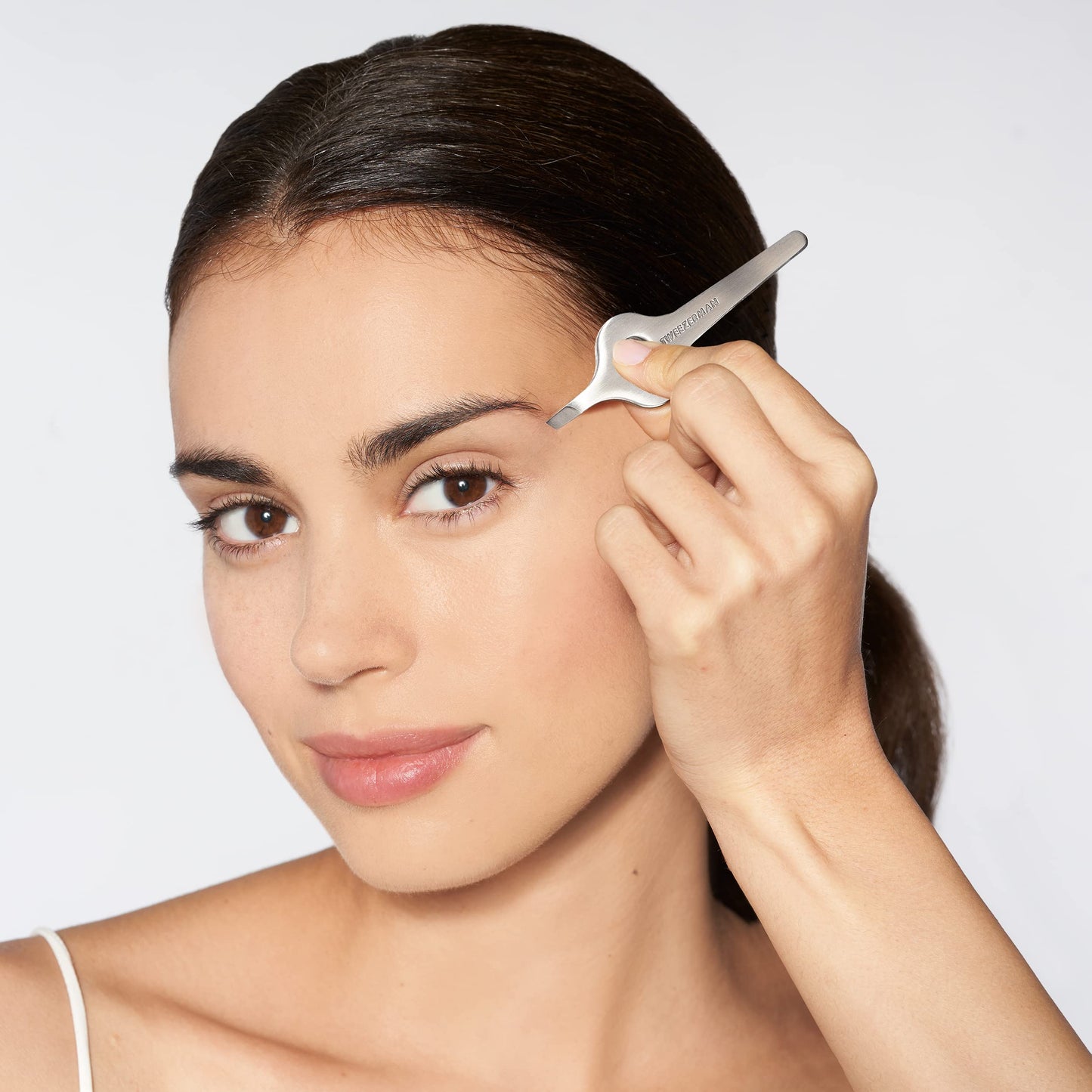Tweezerman Wide Grip Slant Tweezer Beauty & Personal Care Tweezerman