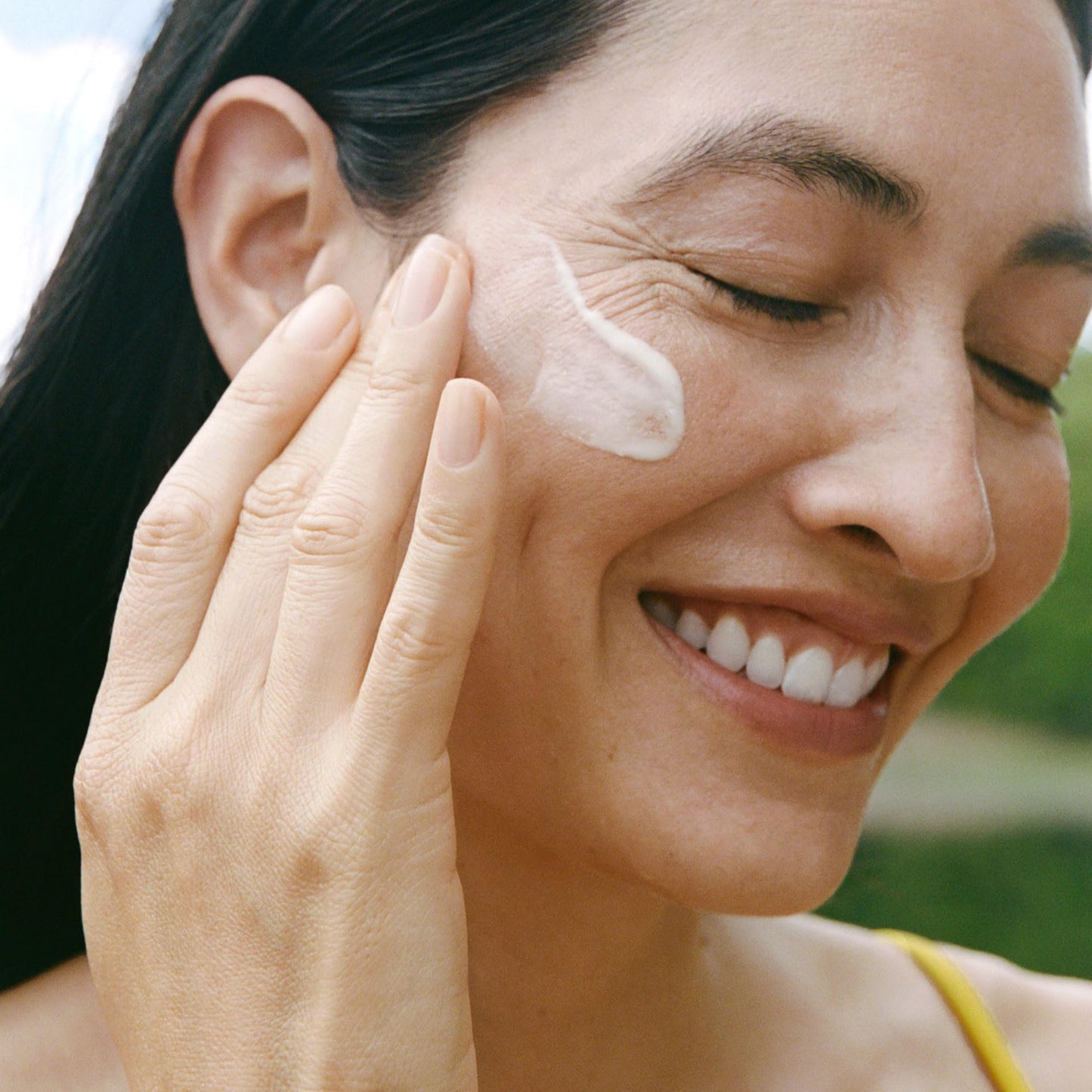 Ursa Major Mountain Glow Natural Face Serum | Vegan Daily Facial Moisturizer | Combat Wrinkles & Sagging Skin | Boost Radiance and Skin Glow | Beauty & Personal Care Ursa Major