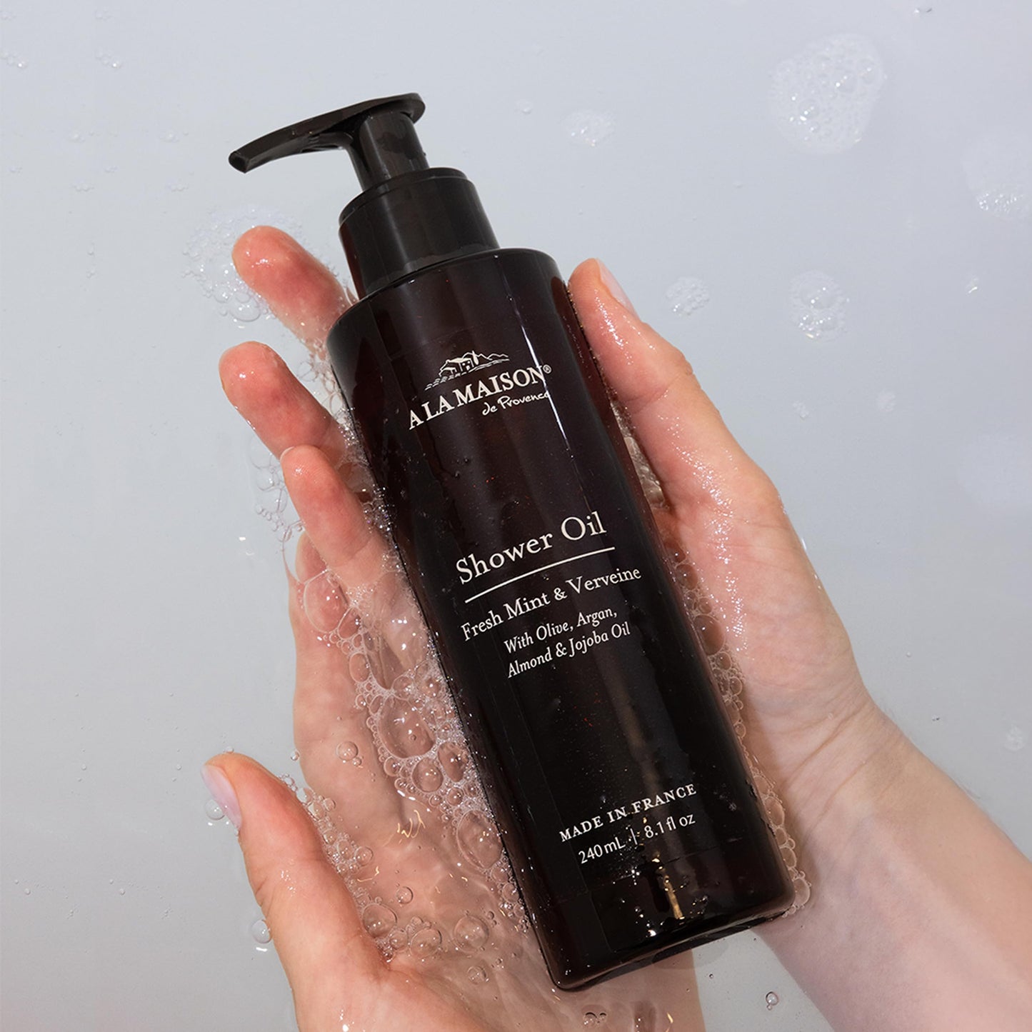 A LA MAISON Cleansing Shower Oil - Hydrating Body Wash Alternative with Olive, Argan & Jojoba Oils - Plant-Based, Biodegradable, Made in France - 8.1 Beauty and Personal Care A LA MAISON