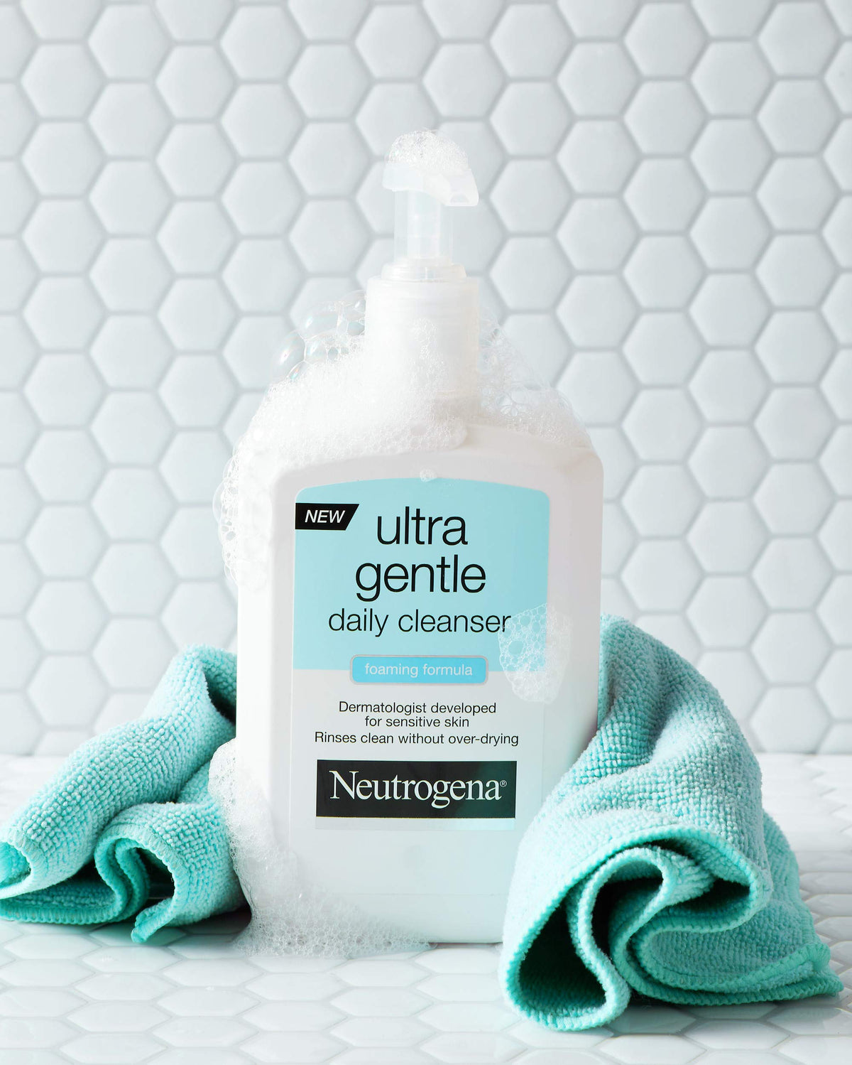 Neutrogena Ultra Gentle Daily Cleanser, 12 Ounce Beauty & Personal Care Neutrogena