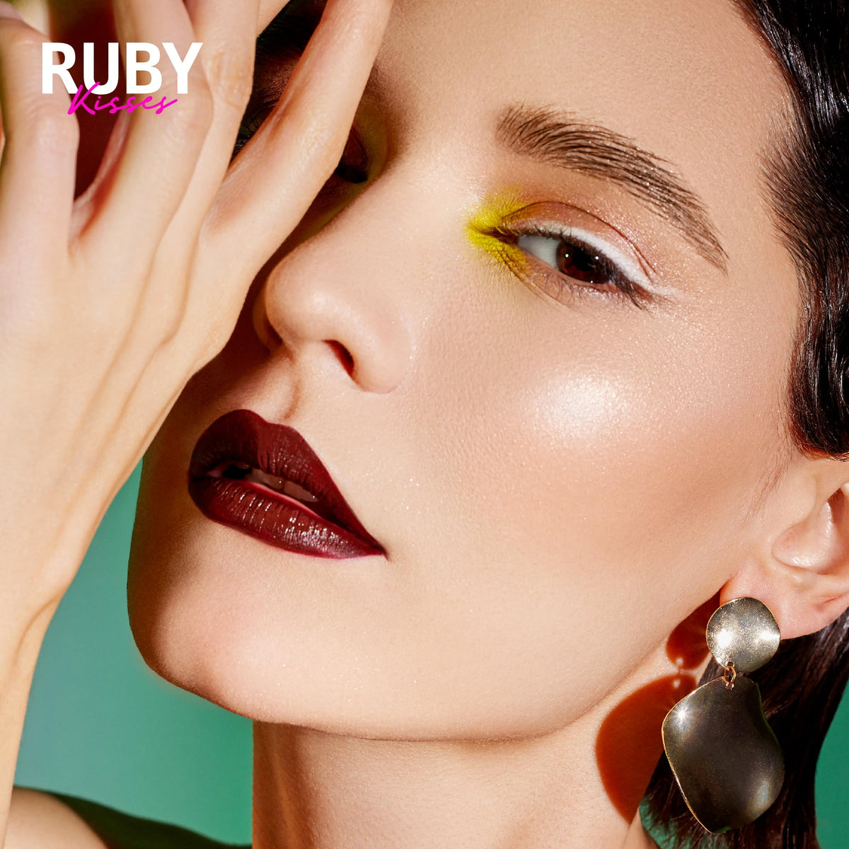 Ruby Kisses Pencil Eyeliner, Retractable Eyeliner, Waterproof, Smudge-Proof Eye Makeup, High Pigmented, 24H Long Lasting Eyepencil (White Out) Beauty & Personal Care Ruby Kisses
