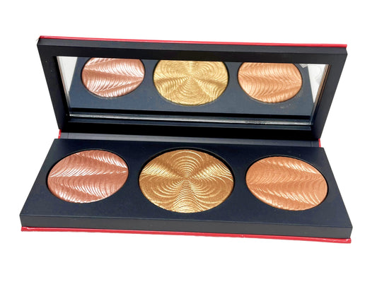 M.A.C Hypnotizing Holiday Step Bright Up Extra Dimension Skinfinish Palette: Medium/Deep (.31 Oz/9g) Beauty & Personal Care MAC