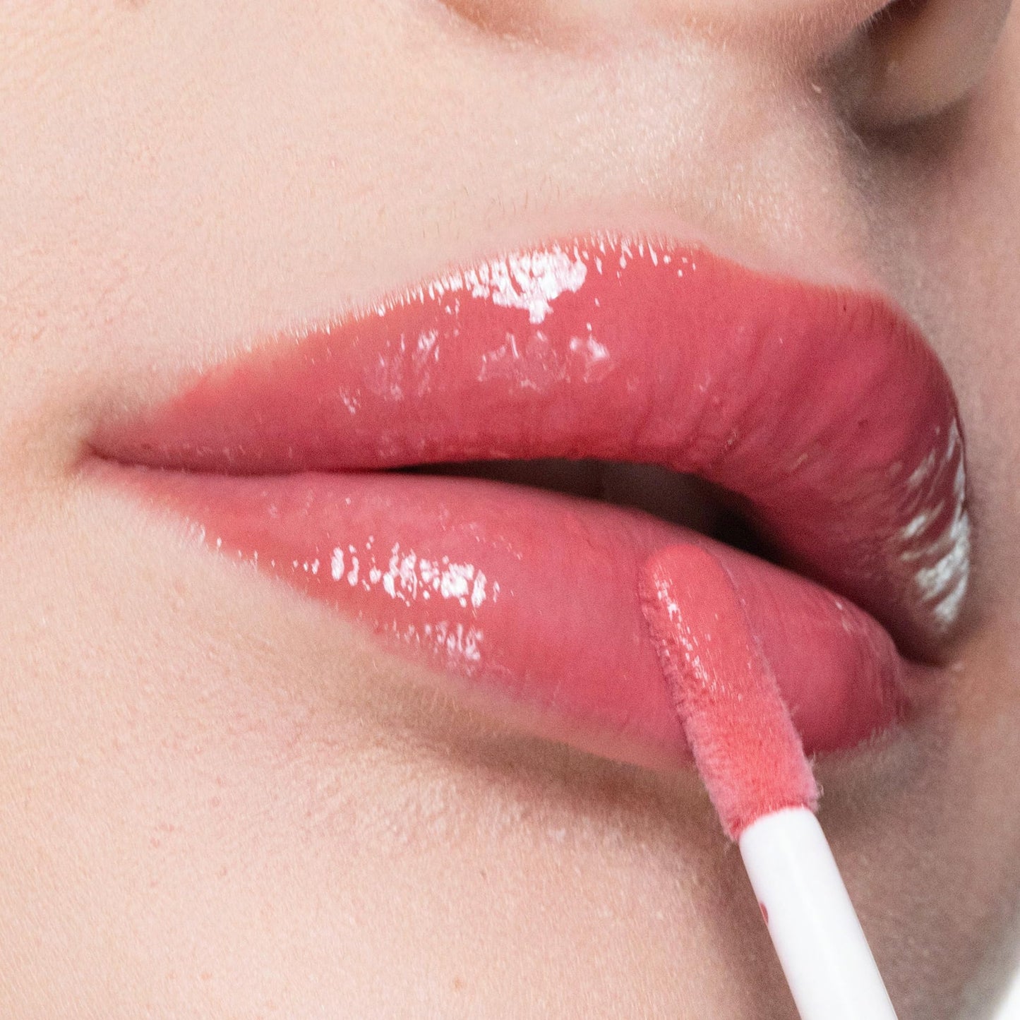 Trish McEvoy Easy Lip Gloss in Shade Perfect Pink, 3 ml / 0.10 fl oz. Beauty & Personal Care Trish McEvoy