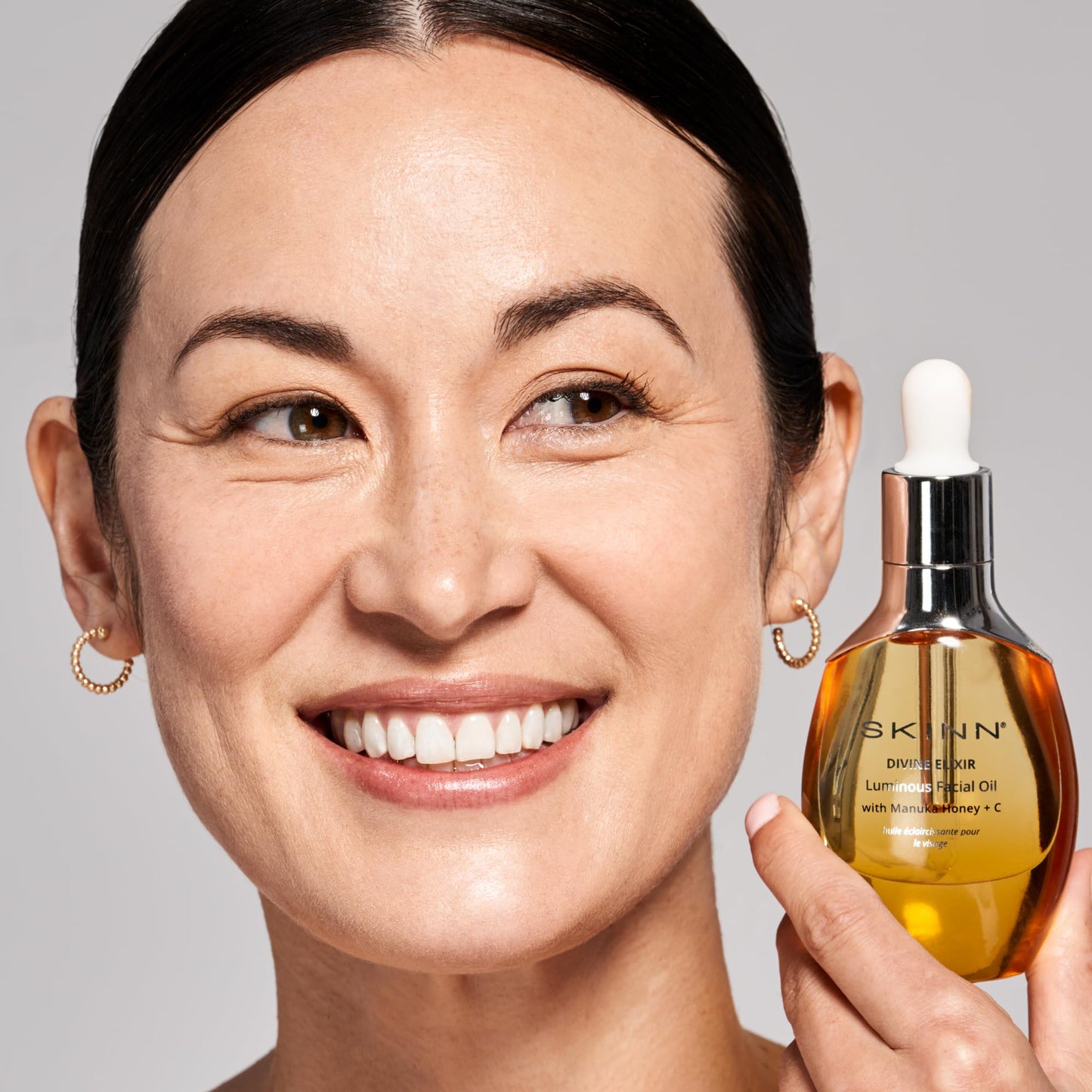 SKINN Luminous Facial Oil - Face Oil to Visibly Brighten, Firm, and Hydrate - Hydrating Oil for Anti-Aging and Dry Skin to Reduce Fine Lines, and Wrinkles Beauty & Personal Care SKINN