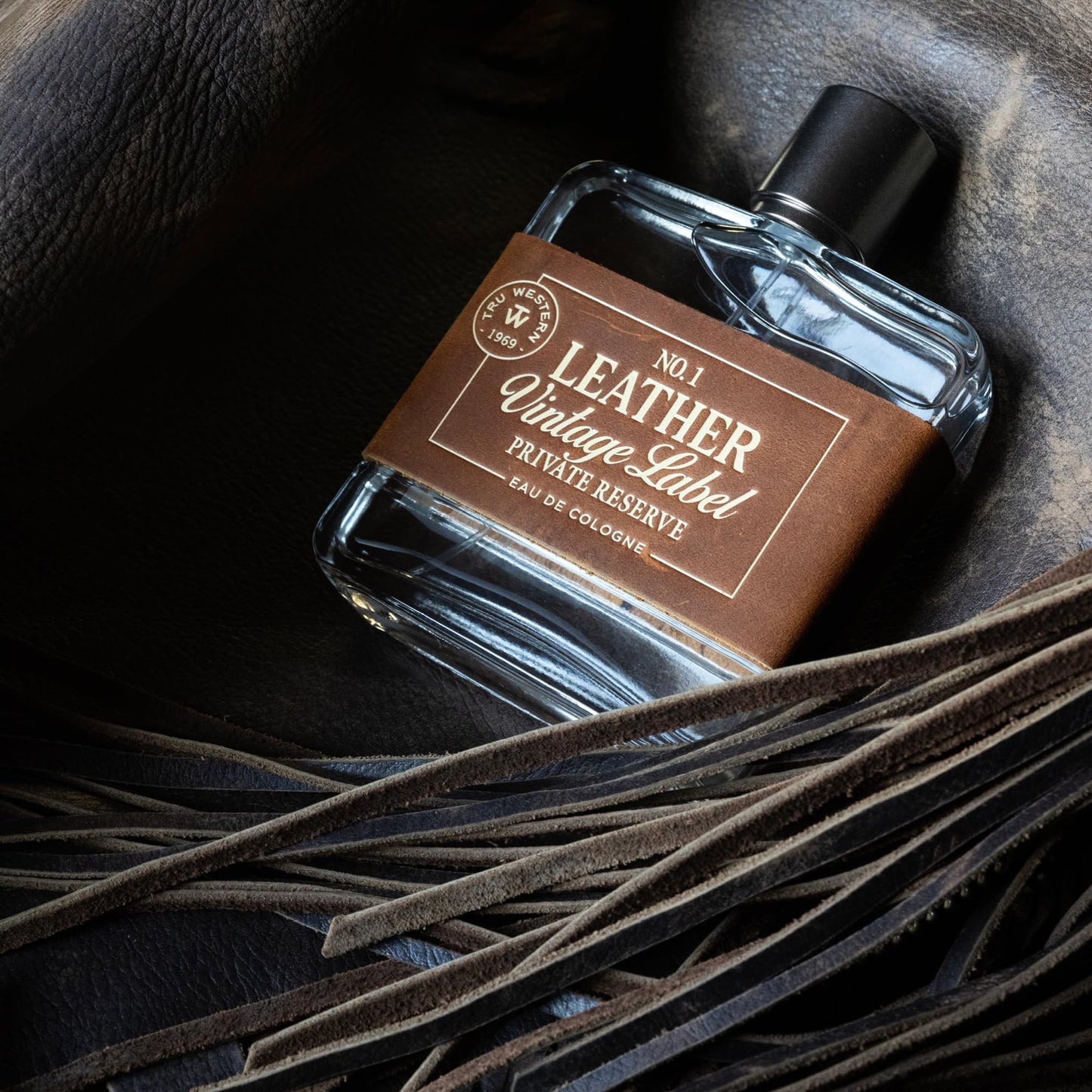 Leather No. 1 by Tru Western, Vintage Label Private Reserve, 3.4 fl oz (100 ml), with Notes of Sun Aged Leather, Cedarwood, Clementine, Masculine Beauty & Personal Care Tru Fragrance Beauty