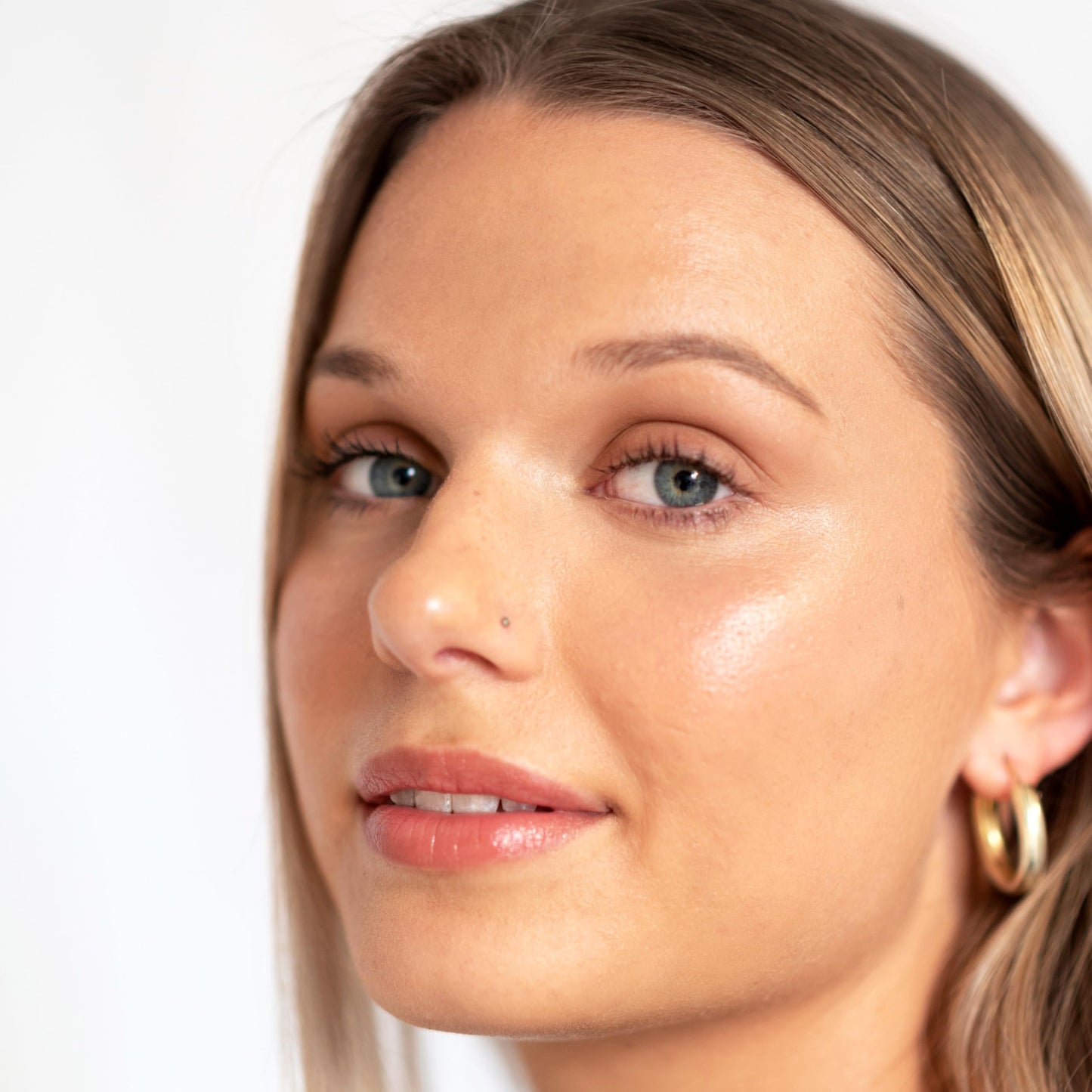 Ere Perez - Natural Vanilla Highlighter Balm | Creamy, Dewy Finish, Easy To Blend, Sensitive Skin Safe | Vitamin E | Vegan, Cruelty-Free, Clean Beauty Beauty & Personal Care Ere Perez