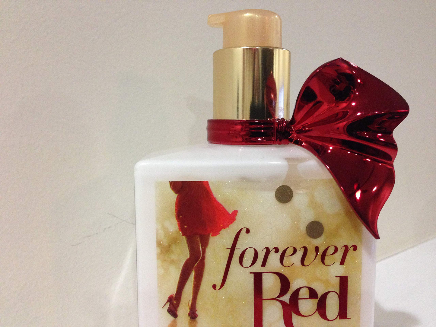 Bath and Body Works Forever Red Perfumed Body Lotion 10 Ounce Full Size Retired Fragrance Beauty & Personal Care Bath & Body Works