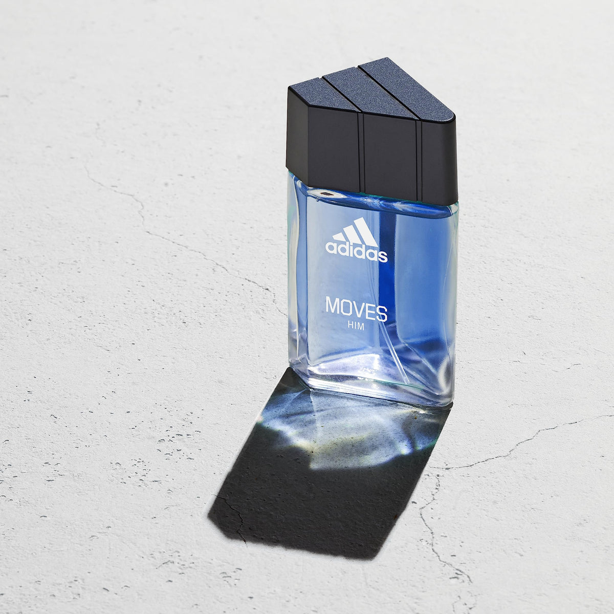 Adidas Moves Him Eau de Toilette 1 fl oz (Pack of 1), Notes of Green Apple, Cedarwood, Musk, Men's Fragrance, Long Lasting, Sporty Fragrance, Travel Beauty & Personal Care adidas