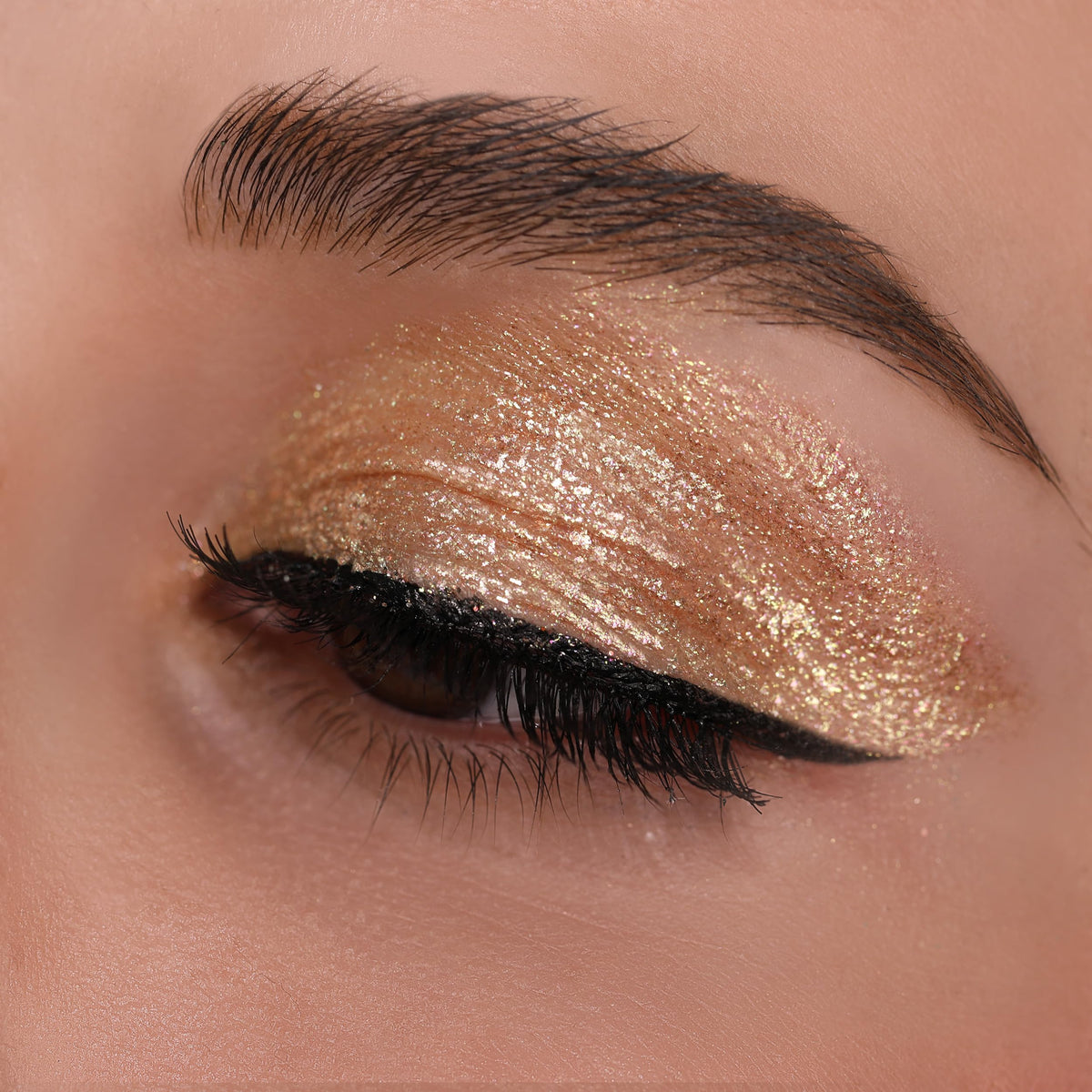 Diamond Daze Liquid Shadow (023, Howdy)