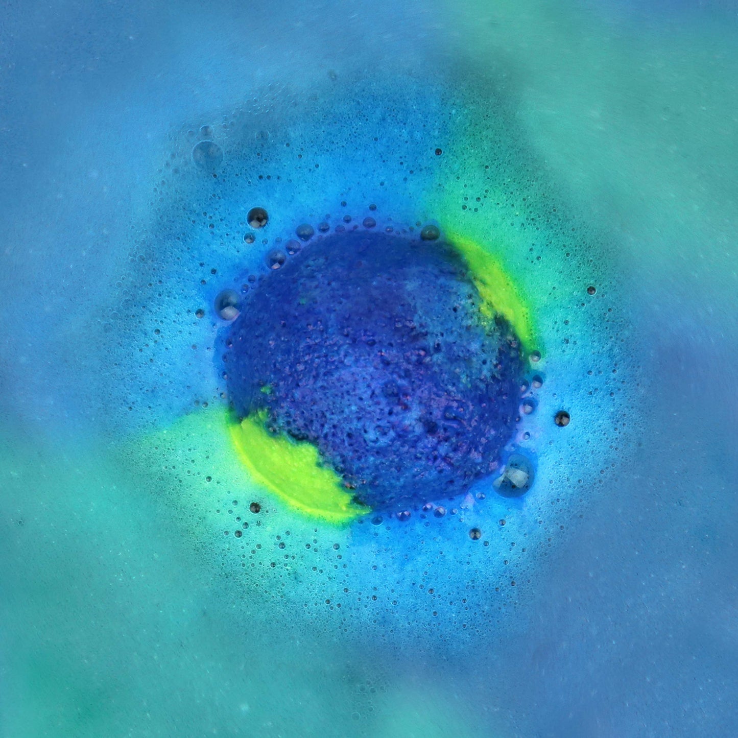 Gift Republic You are My World Bath Bomb Blueberry and Green Tea Scented Bath Bomb Gift Republic Earth Shaped Bath Time Fun Pampering Gift Beauty and Personal Care Gift Republic