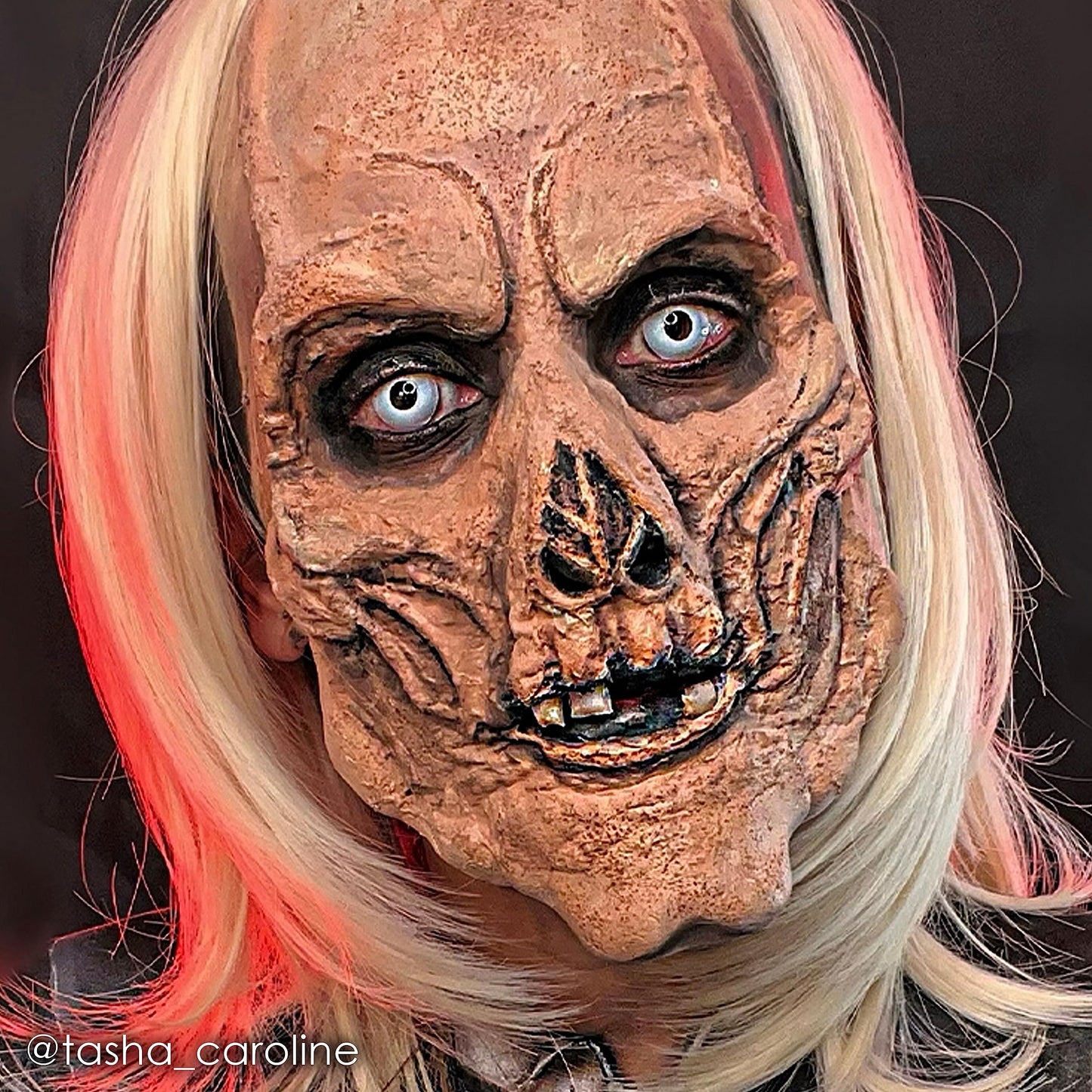 Mehron Makeup Liquid Latex | SFX Makeup | Halloween | Latex Glue for Skin | Special FX Prosthetic Glue 1 fl oz (30 ml) (Light Flesh) | Made in the USA Beauty & Personal Care Mehron