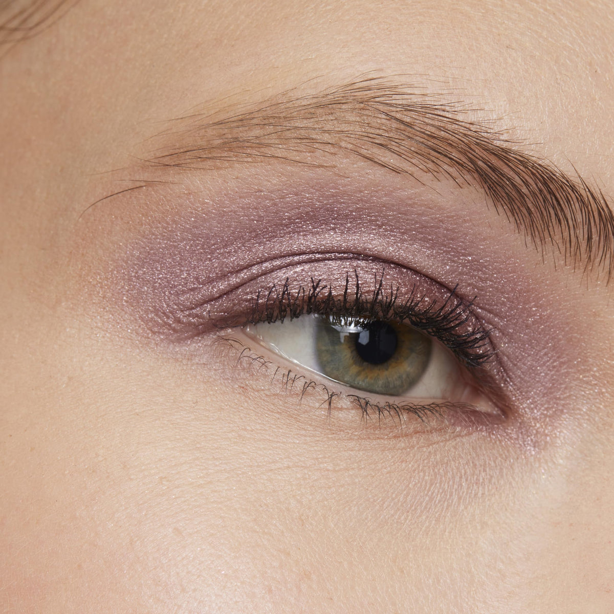 L'Oreal Paris Makeup Le Shadow Stick Eyeshadow, Blendable, Smudge-Resistant, Cream Eyeshadow, Magnetic Mauve, 0.05 Oz