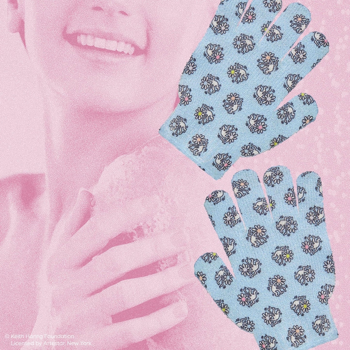 Keith Haring Exfoliating Spa Gloves - Body Scrubber (Super Fresh) Beauty and Personal Care dearcloud