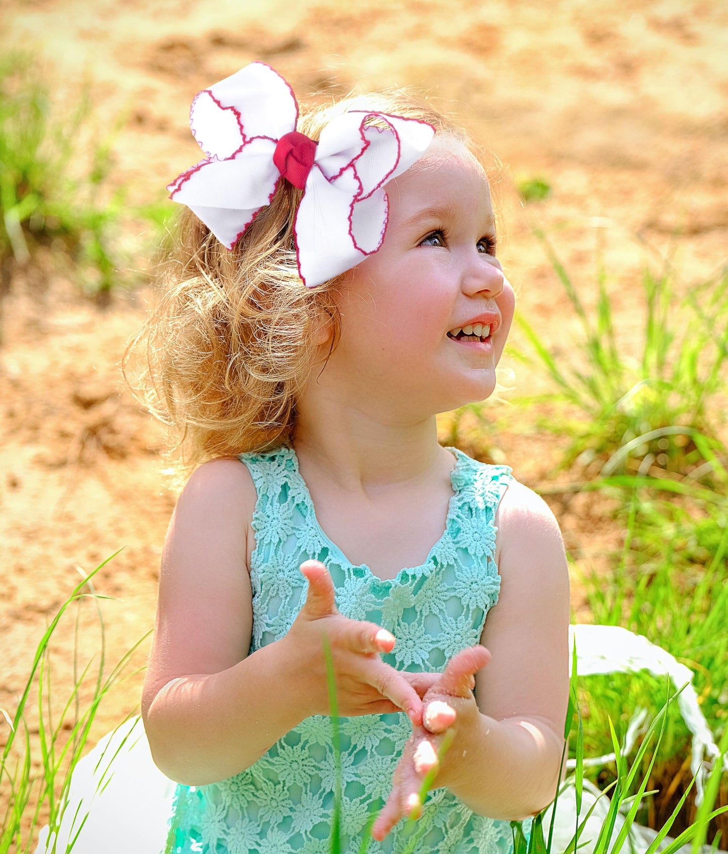 HAIRBOWS Girls' Grosgrain Moonstitch Hair Bow with a Knot Wrap Center on a Clip, All Ages and Hair Types, 6 Inch Bow, Navy w/White Trim Beauty & Personal Care HAIRBOWS.COM