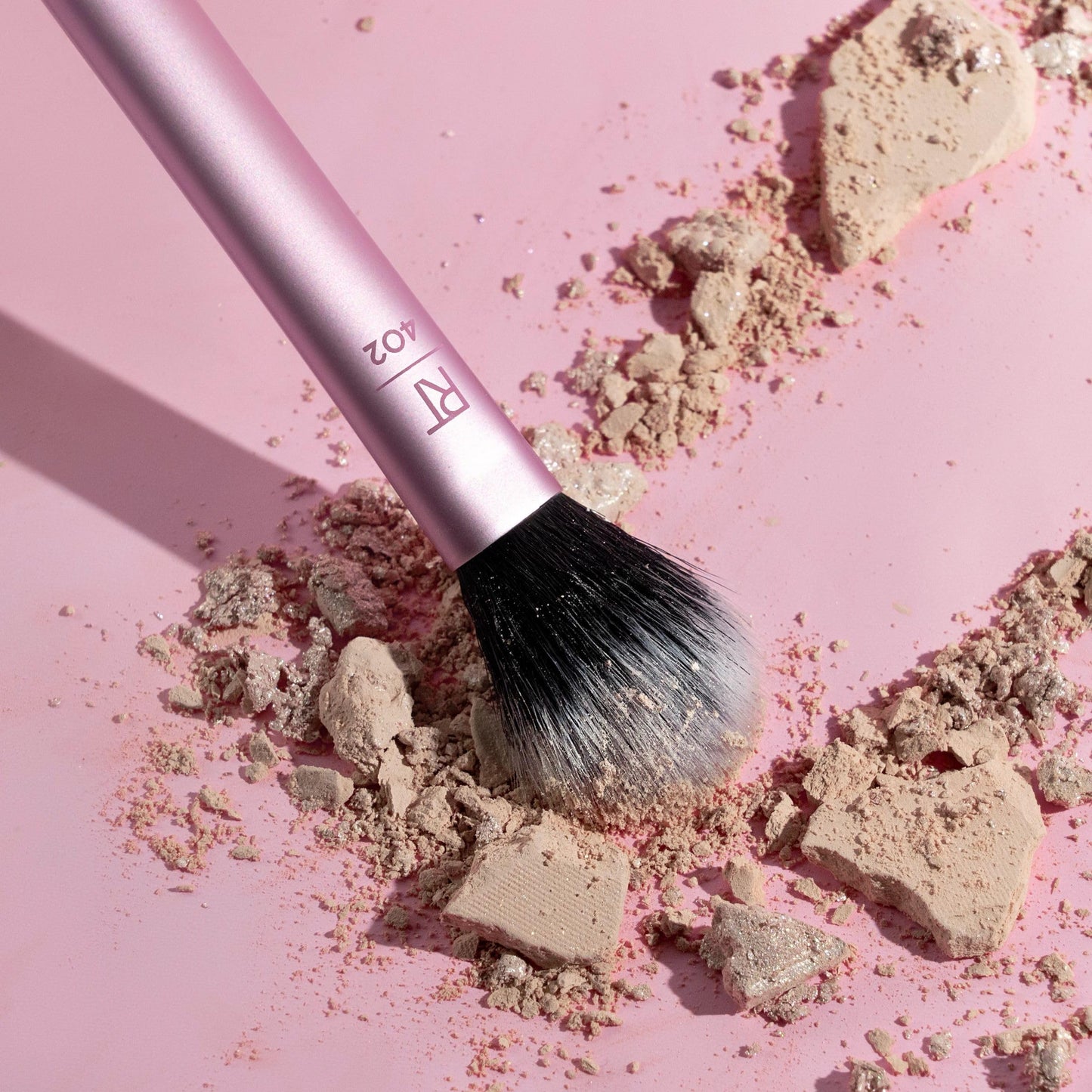Real Techniques Setting Brush With Ultra Plush Custom Cut Synthetic Bristles and Extended Aluminum Ferrules to Build Coverage Beauty & Personal Care Real Techniques