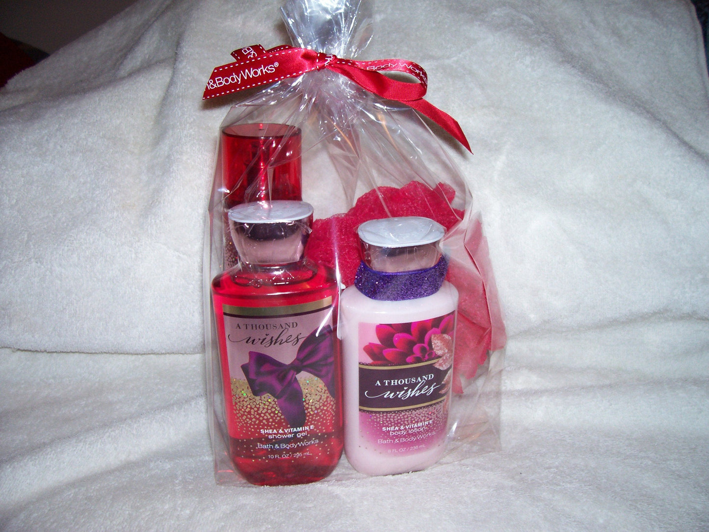 Bath and Body Works 4 Piece Gift Set A Thousand Wishes 10 Oz Shower Gel, 8 Oz Body Lotion, 8 Oz Fragrance Mist & Shower Scrubby Beauty and Personal Care Bath & Body Works
