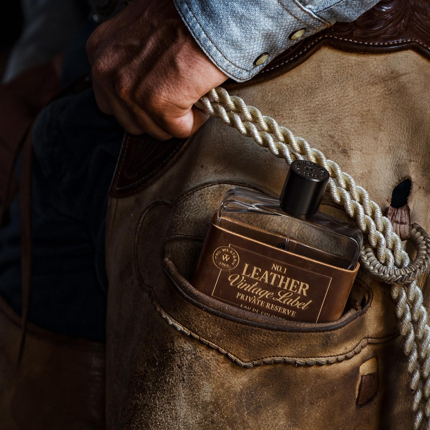 Leather No. 1 by Tru Western, Vintage Label Private Reserve, 3.4 fl oz (100 ml), with Notes of Sun Aged Leather, Cedarwood, Clementine, Masculine Beauty & Personal Care Tru Fragrance Beauty
