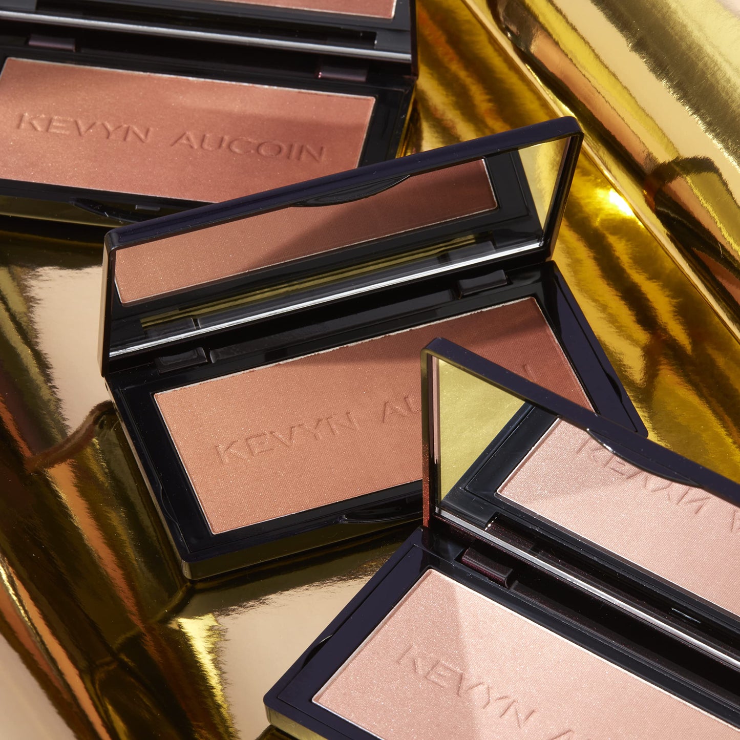 Kevyn Aucoin The Neo-Bronzer, Dusk Medium: 3 in 1 makeup palette. Highlighter, blush & bronzer in one smooth gradient makeup compact. Shimmer & matte Beauty & Personal Care Kevyn Aucoin