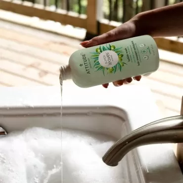 ATTITUDE Bubble Bath, EWG Verified, Plant and Mineral-Based, Dermatologically Tested, Vegan Body Care Products, Olive Leaves, 16 Fl Oz