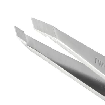 TWEEZERMAN Slant Tweezer Classic Stainless Steel, 0.8 Ounce