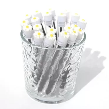 Lash Brush Wands | 20 Pack | Eyelash Extension Supplies | Disposable Lash Spoolie Brush | Daisy Design