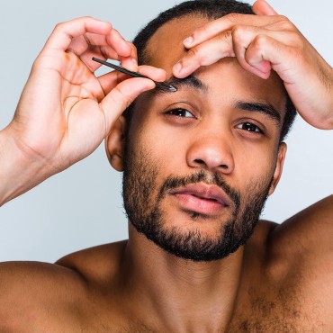 Gentlehomme Tweezer for Men's Eyebrows & Beard - P...