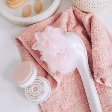 Finishing Touch Flawless Cleanse Spa Spinning Body Brush and, Shower Wand, 1 Count