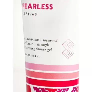 Infinite She Fearless Intoxicating Shower Gel | Bold, Body Wash | Gently Cleanses, Conditions, and Moisturizes Skin | 5.5 fl oz / 163 ml