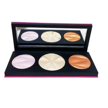 M.A.C Hypnotizing Holiday Step Bright Up Extra Dimension Skinfinish Palette: Light (.31 Oz/9g)