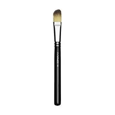 MAC 193 Angled Foundation Brush