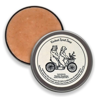 Seattle Sundries Almond & Cream Scented Soap, Stocking Stuffer Idea - 1 (4oz) Bodywash Bar for Women & Men in a Gift Tin, Handmade