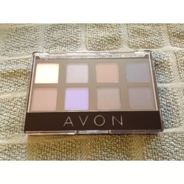 Avon True Color 8-in-1 Eye Shadow Pallete...