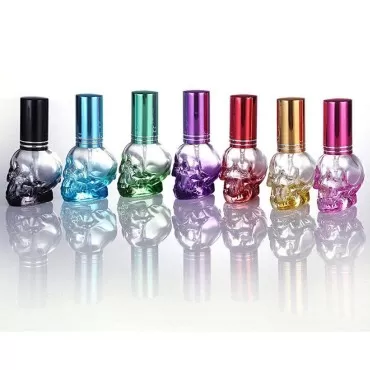 ICYANG Glass Spray Perfume Bottle, 8ml Mini Skull Spray Bottle for Hair Water Continuous Spray Bottles, Travel Applicator Unique Empty Bottles, Refillable Perfume Atomizer Vials, Random Color 7pcs