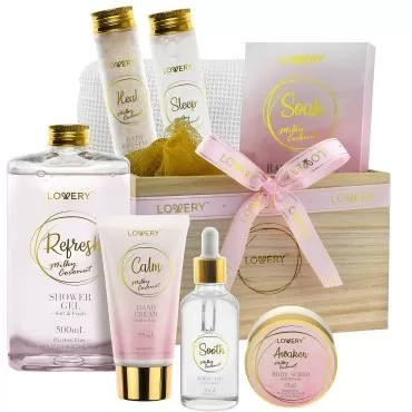 Christmas Gift Set - Home Spa Gift Basket with Mil...